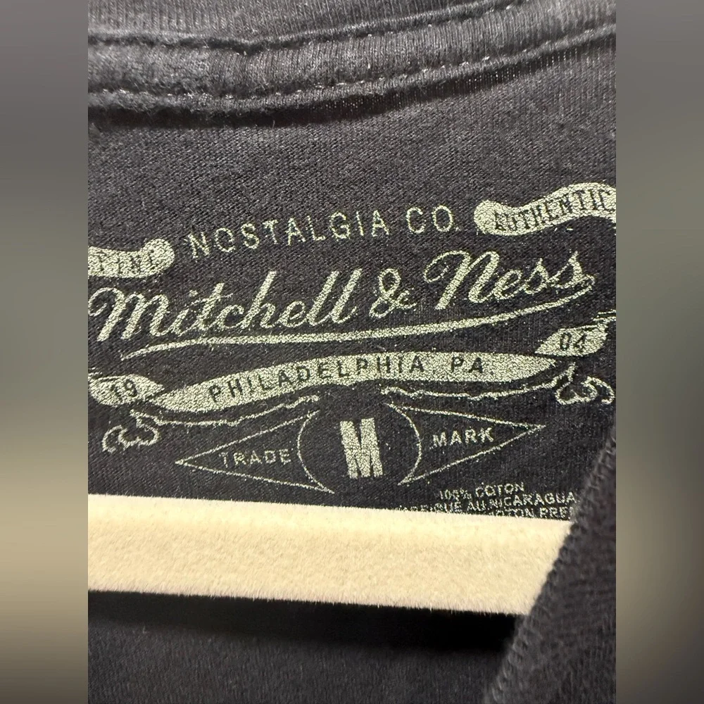 Mitchell & Ness Black Toronto Raptors Tee - Picture 5 of 5